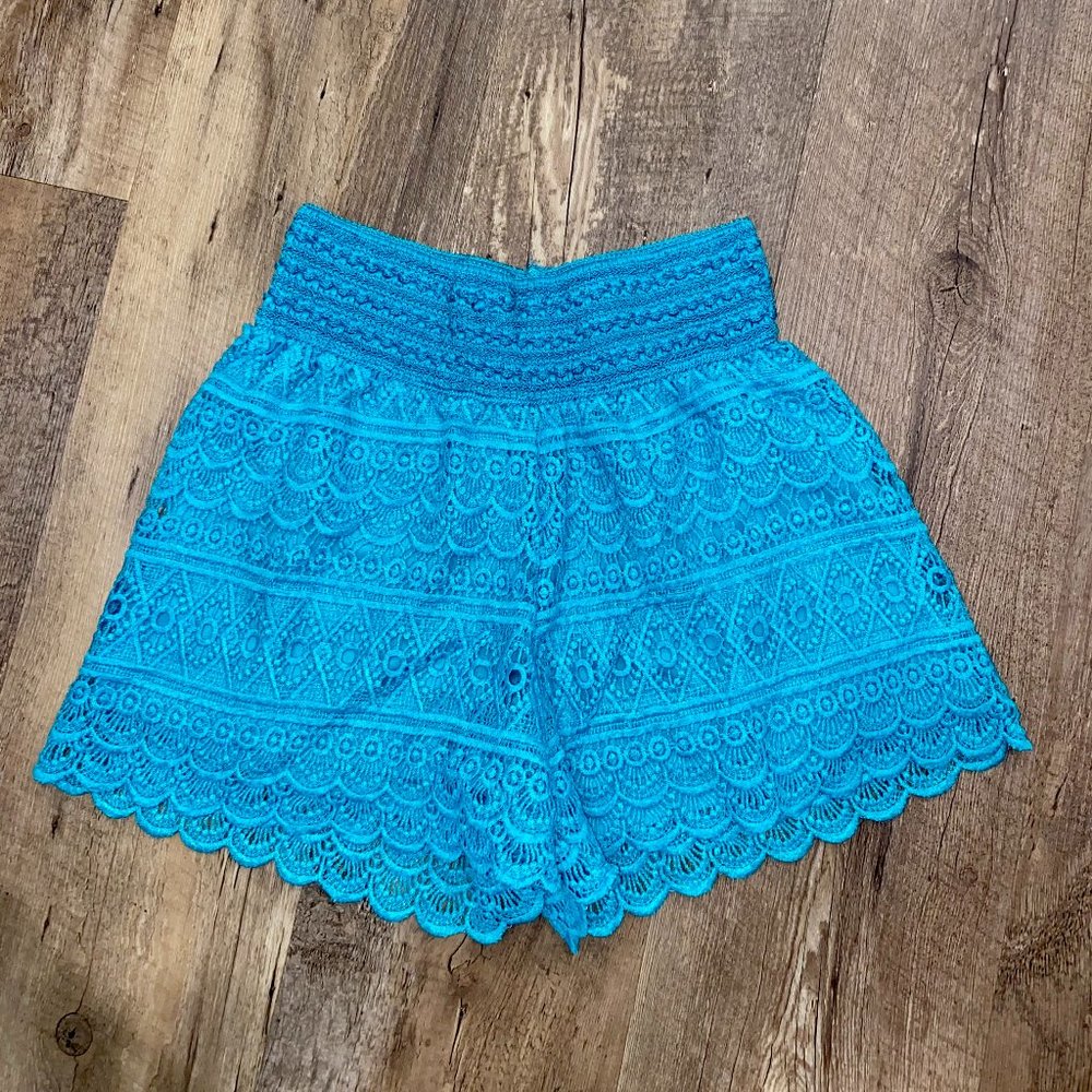 Trendy Lace Shorts